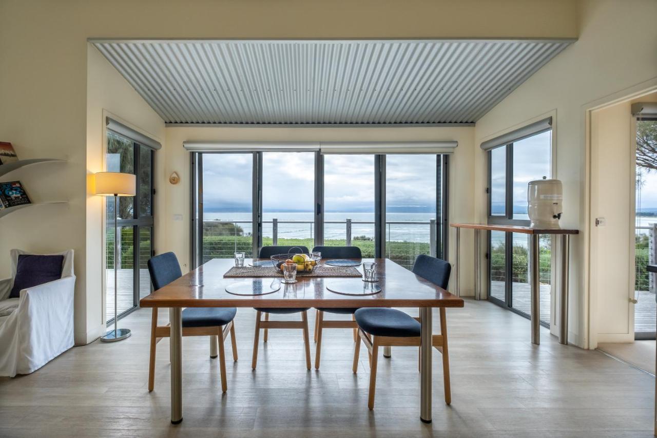 Bluewater Villa Coles Bay Exterior photo